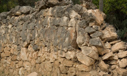 The messapiche walls